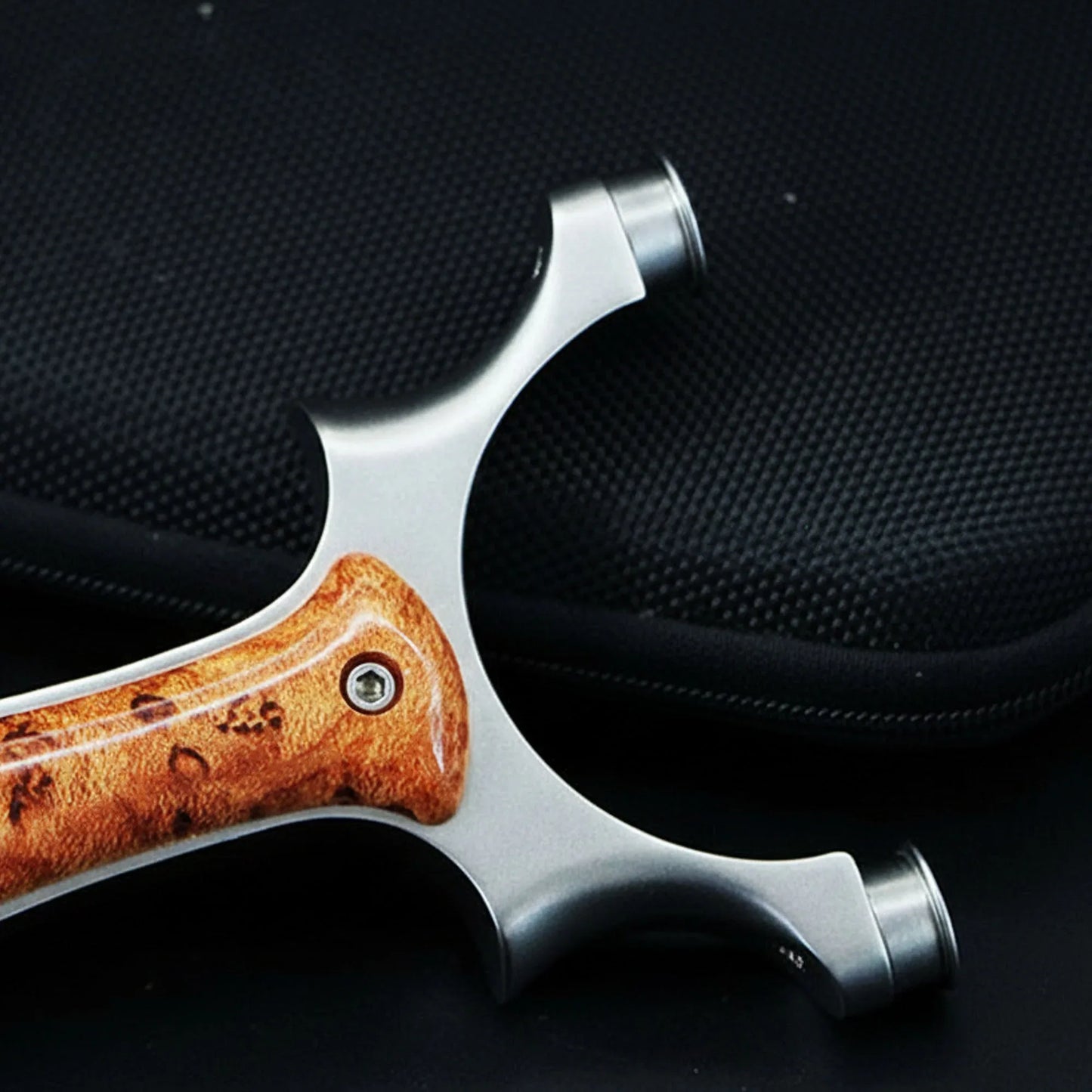 Coketor Round Head Bull - Premium Decorative Weapon with Laser Cut Design - Coketor